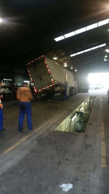 Electronic fault causing truck to fall